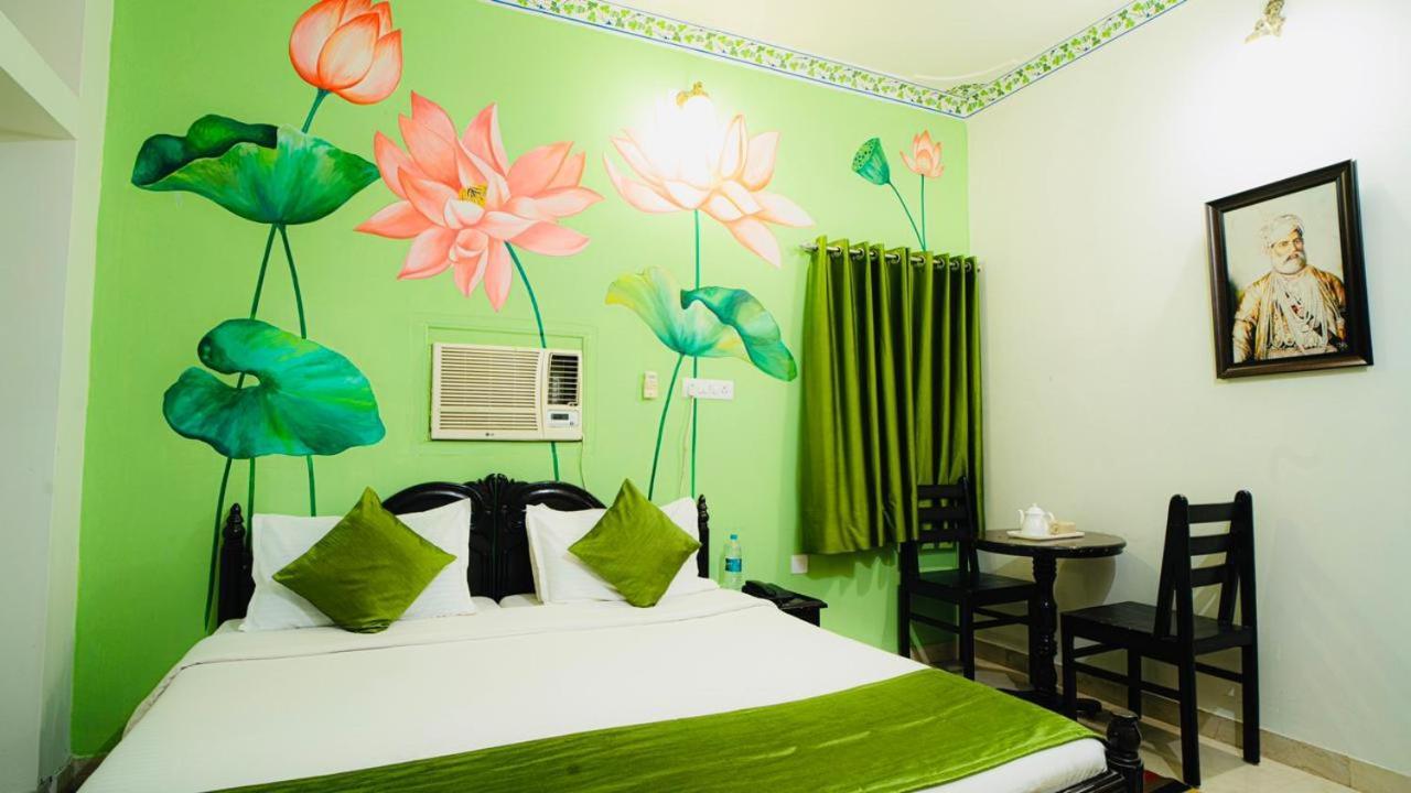 Hotel Lake Paradise 2* Udaipur