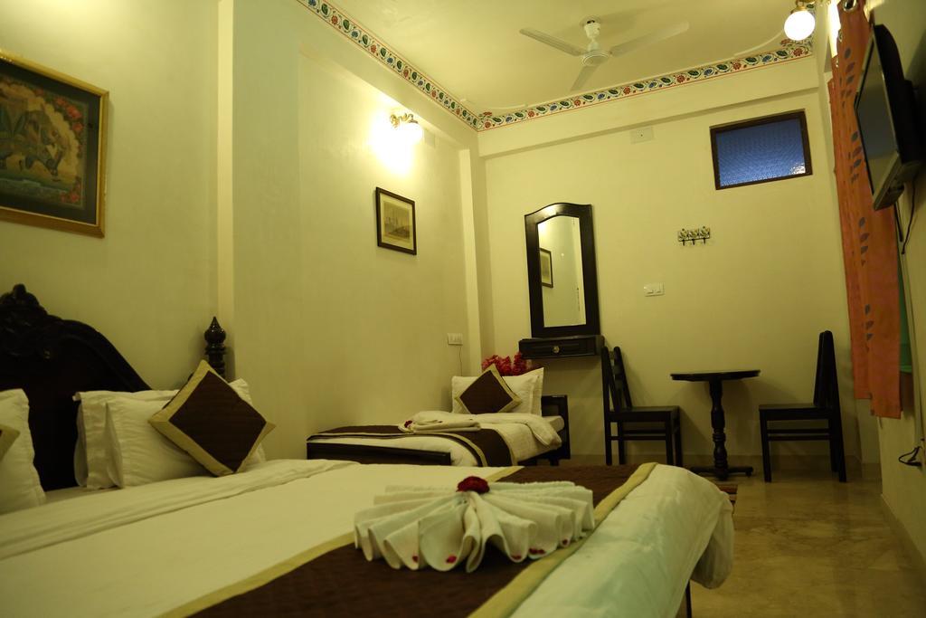 Hotel Lake Paradise Hotel 2*